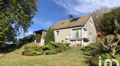 Maison traditionnelle 5 pièces de 154 m² à Murat-le-Quaire (63150)