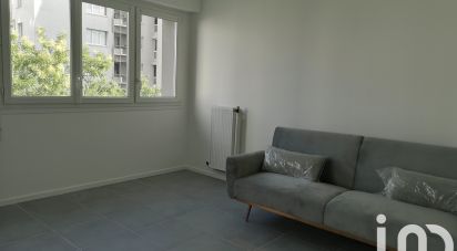 Apartment 1 room of 26 m² in Épinay-sur-Seine (93800)