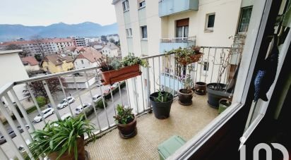 Apartment 2 rooms of 52 m² in Chambéry (73000)