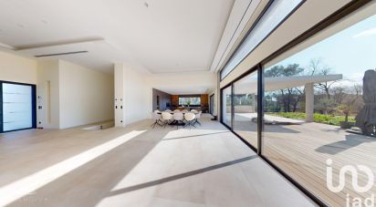 Maison d’architecte 7 pièces de 350 m² à Roquefort-les-Pins (06330)