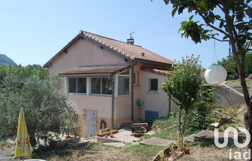 House 4 rooms of 85 m² in Millau (12100)