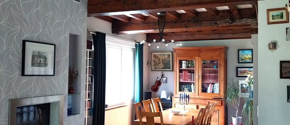 Traditional house 7 rooms of 166 m² in La Chapelle-Janson (35133)