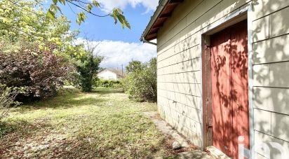 Traditional house 7 rooms of 150 m² in Saint-Loubès (33450)