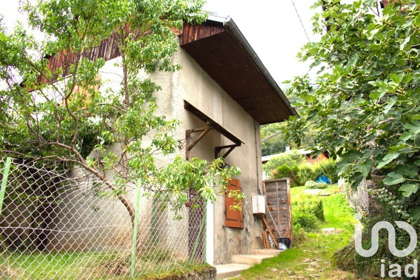 Maison traditionnelle 2 pièces de 30 m² à La Bâthie (73540)