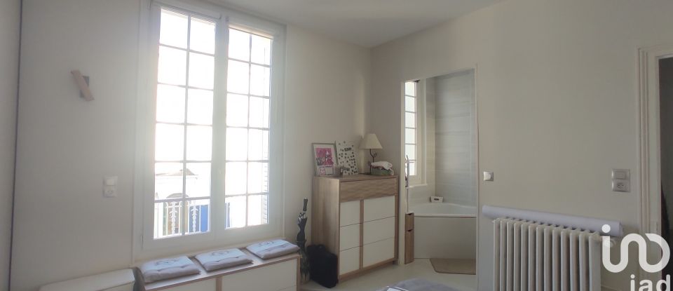 Appartement 3 pièces de 81 m² à Vichy (03200)