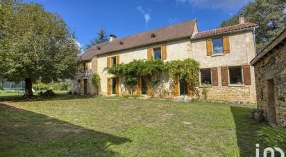 Maison traditionnelle 7 pièces de 233 m² à Sarlat-la-Canéda (24200)