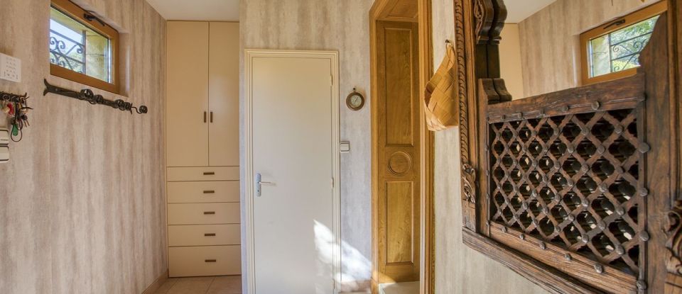 Maison traditionnelle 7 pièces de 233 m² à Sarlat-la-Canéda (24200)