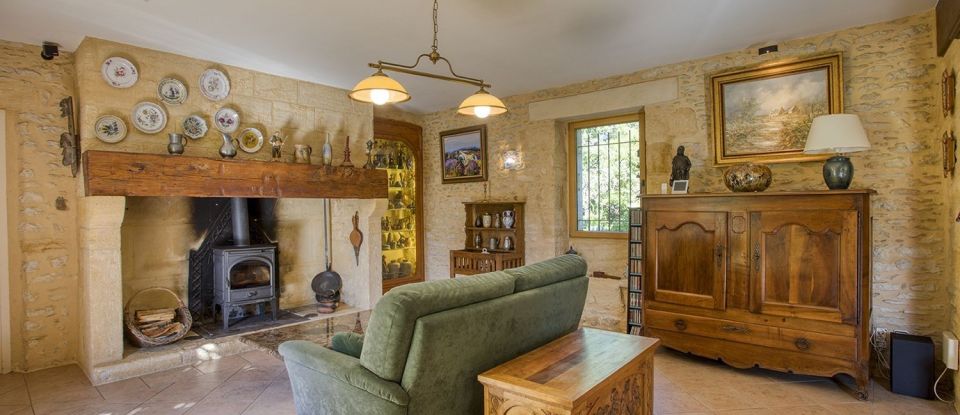 Maison traditionnelle 7 pièces de 233 m² à Sarlat-la-Canéda (24200)