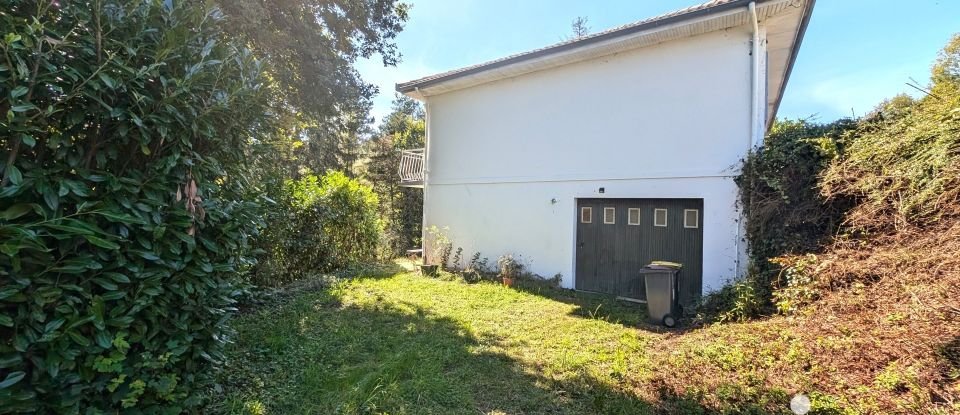 Maison traditionnelle 6 pièces de 130 m² à Marcillac-la-Croze (19500)