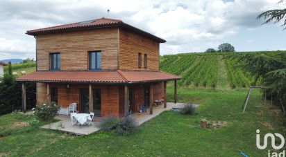 House 6 rooms of 198 m² in Le Bois-d'Oingt (69620)