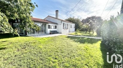 Maison 4 pièces de 127 m² à Izon (33450)