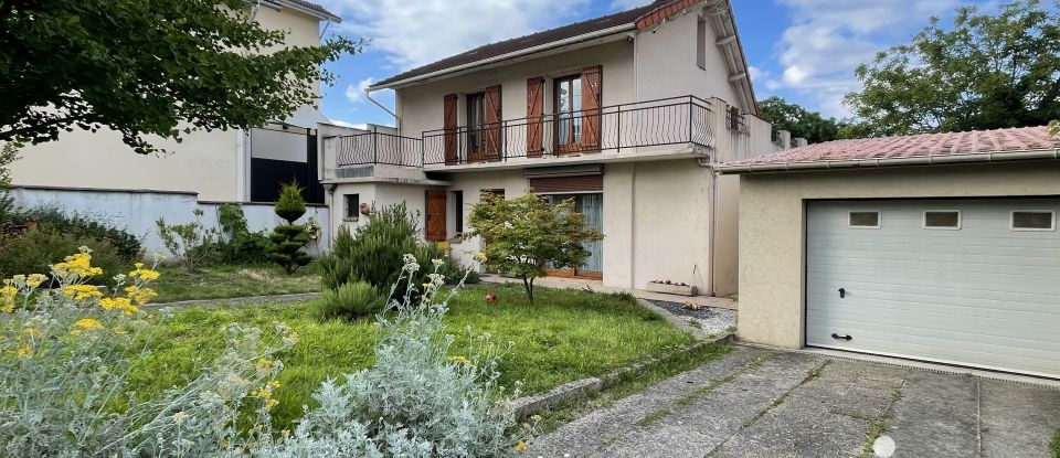 Maison 6 pièces de 120 m² à Villemomble (93250)