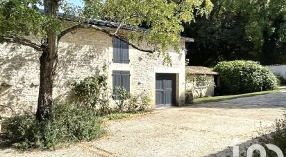 Longere 8 rooms of 252 m² in AIGONDIGNÉ (79370)