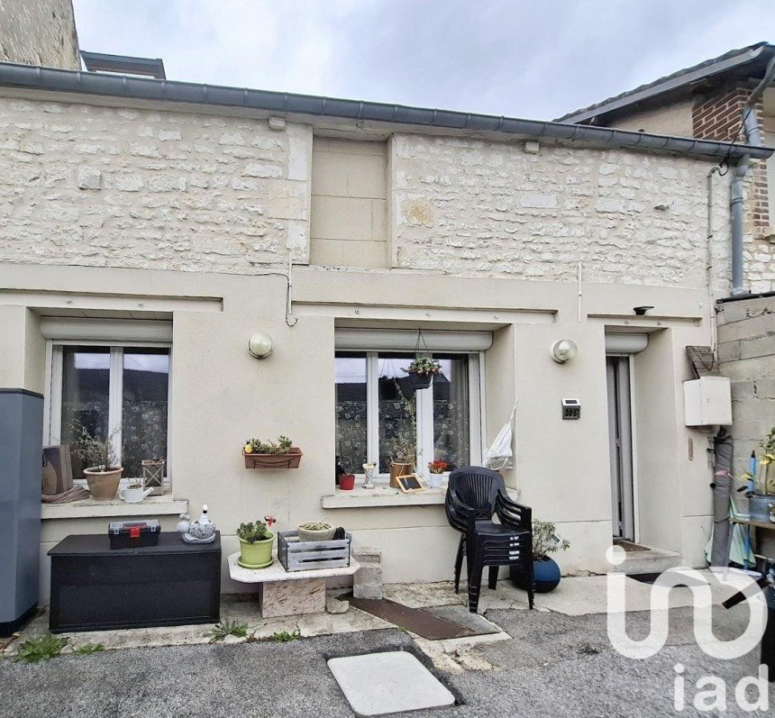 Townhouse 3 rooms of 70 m² in Margny-lès-Compiègne (60280)