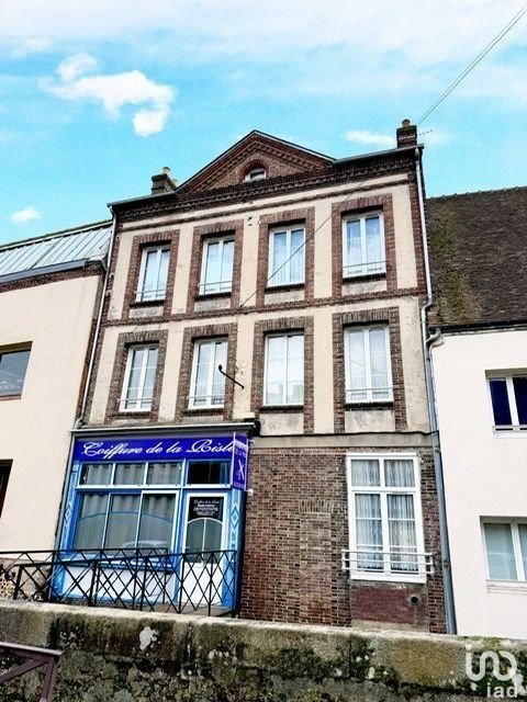 Maison 5 pièces de 133 m² à L'Aigle (61300)