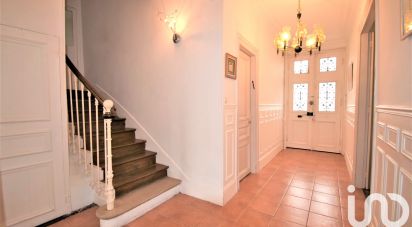 Demeure 10 pièces de 280 m² à Château-Thierry (02400)