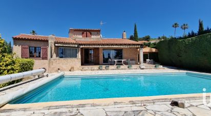 Traditional house 5 rooms of 119 m² in Sanary-sur-Mer (83110)