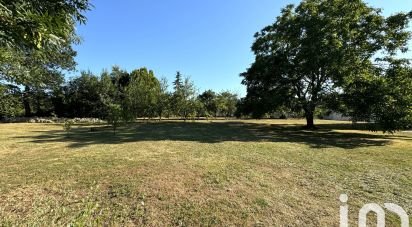 Land of 1,779 m² in Fors (79230)