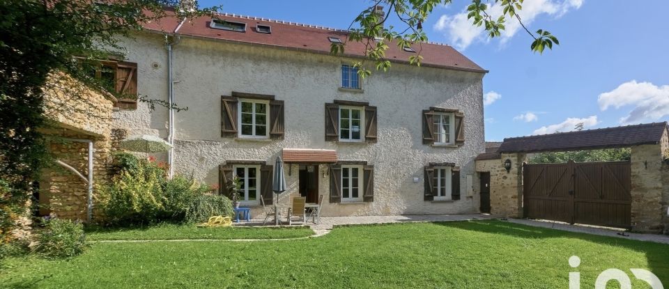 House 7 rooms of 196 m² in Frémainville (95450)