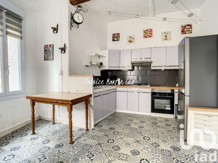 Town house 3 rooms of 53 m² in Corneilhan (34490)