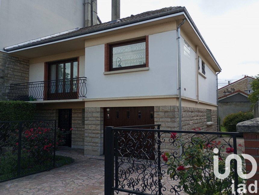 Maison traditionnelle 6 pièces de 135 m² à Chelles (77500)