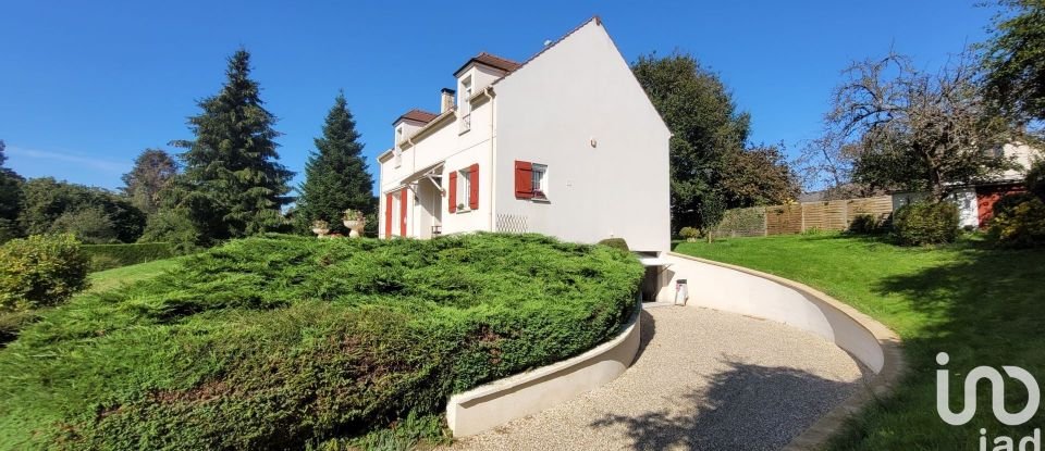 House 6 rooms of 140 m² in Gisors (27140)