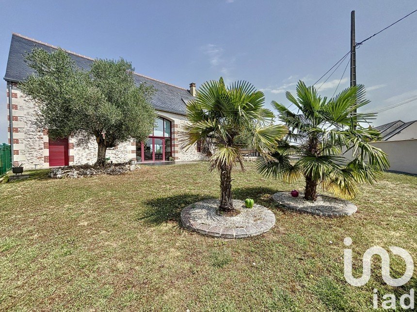 House 8 rooms of 256 m² in Montlouis-sur-Loire (37270)