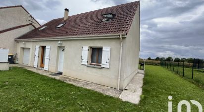 Maison traditionnelle 5 pièces de 128 m² à Marolles-sur-Seine (77130)