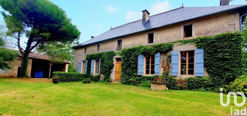 Maison de campagne 9 pièces de 201 m² à - (79500)