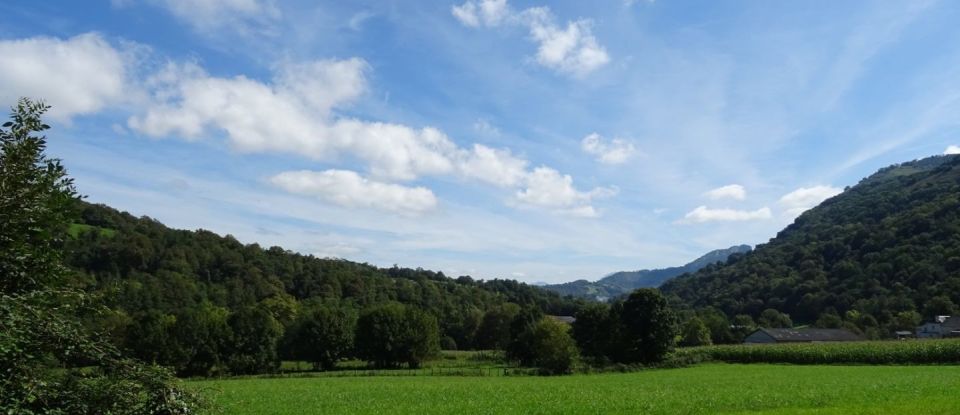 Terrain de 1 710 m² à Laguinge-Restoue (64470)