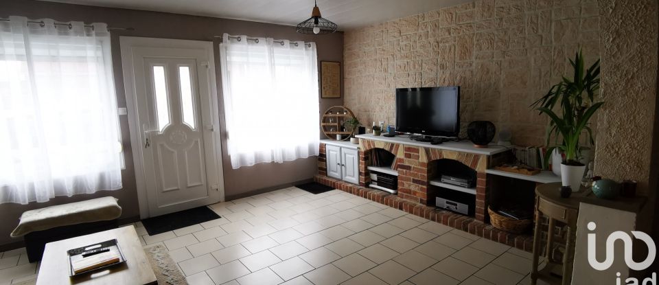 Maison 9 pièces de 155 m² à Maisnil-lès-Ruitz (62620)