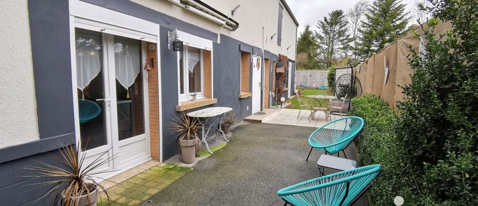 Maison 9 pièces de 155 m² à Maisnil-lès-Ruitz (62620)