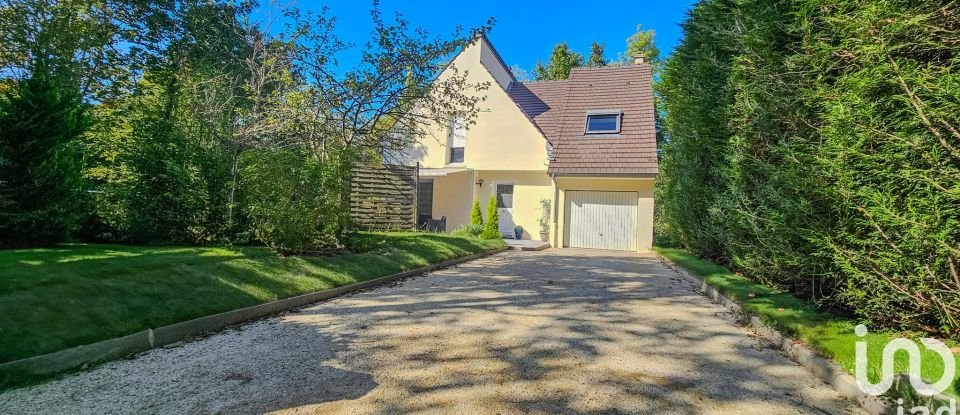 Maison traditionnelle 6 pièces de 120 m² à Guermantes (77600)