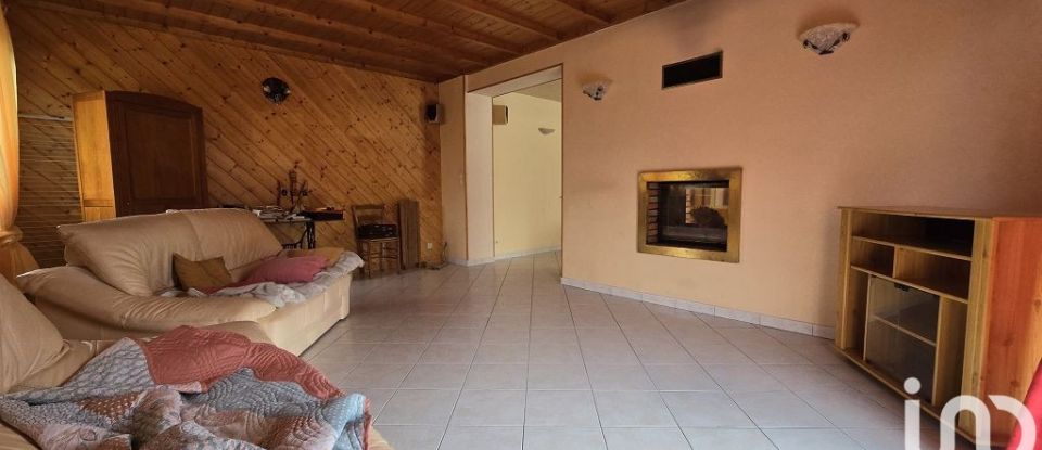 House 7 rooms of 120 m² in Langoat (22450)