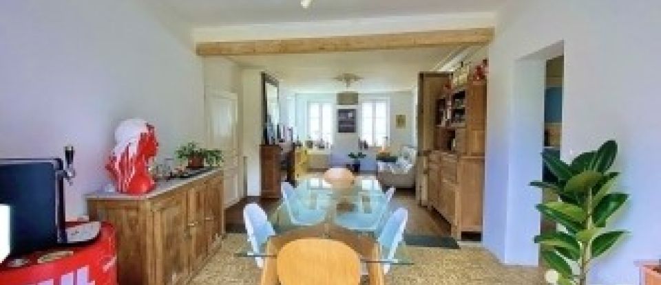 House 9 rooms of 250 m² in Luzancy (77138)