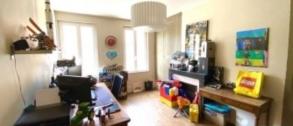 House 9 rooms of 250 m² in Luzancy (77138)