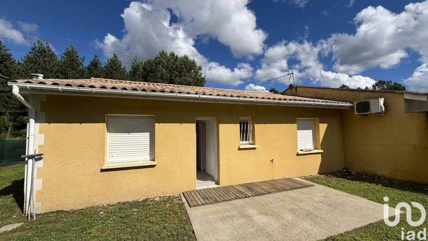 House 4 rooms of 89 m² in Cavignac (33620)