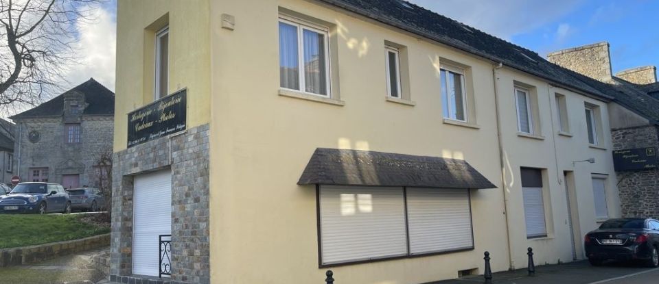 House 9 rooms of 128 m² in Le Mené (22330)