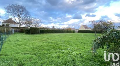 Land of 1,261 m² in Port-en-Bessin-Huppain (14520)