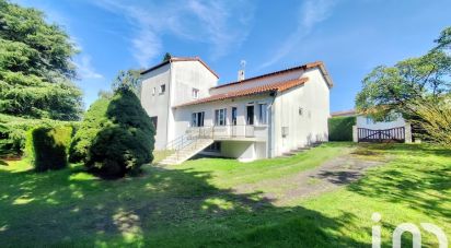 House 7 rooms of 170 m² in Clessé (79350)