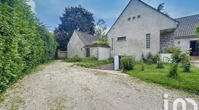 Maison traditionnelle 9 pièces de 159 m² à Bransles (77620)