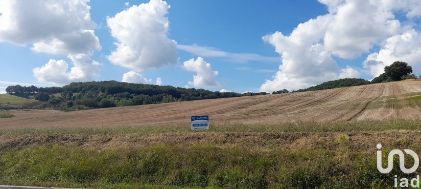 Terrain de 27 476 m² à Pont-du-Casse (47480)