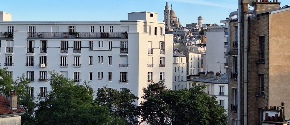 Appartement 3 pièces de 75 m² à Paris (75018)