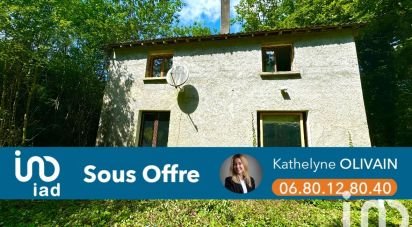 House 6 rooms of 98 m² in Saint-Vérain (58310)