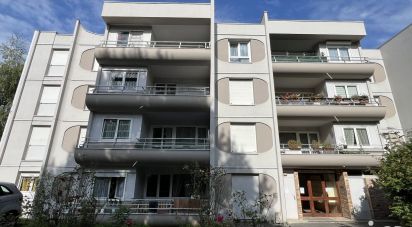 Apartment 3 rooms of 71 m² in Villeparisis (77270)