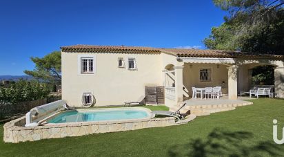 Traditional house 5 rooms of 123 m² in Roquebrune-sur-Argens (83520)