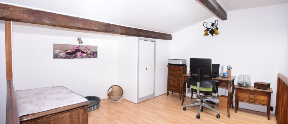 Maison 7 pièces de 160 m² à Chasse-sur-Rhône (38670)