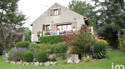 House 5 rooms of 103 m² in Montgé-en-Goële (77230)