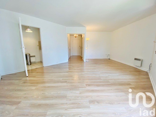 Apartment 2 rooms of 40 m² in Levallois-Perret (92300)