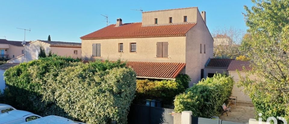 House 5 rooms of 164 m² in Hyères (83400)